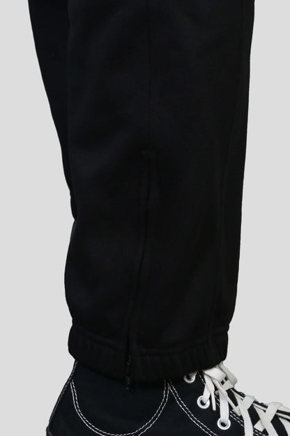 www.ninetyninestudios.de| NINETYNINE JOGGER BLACK| Jogginghose | €49.99 | Revolutionary Islamic Streetwear | 99Studios